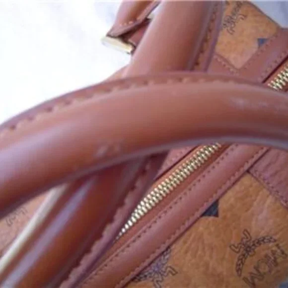 AUTHENTIC MCM COGNAC SIGNATURE LEATHER SMALL SATCHEL WITH KEYCHAIN EUC - Picture 14 of 16